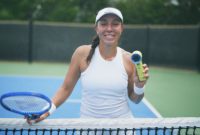 World No. 3 WTA Singles star Jessica Pegula serves up the limited-edition Jessica Pegula x Blueair AlwaysCool Handheld Fan